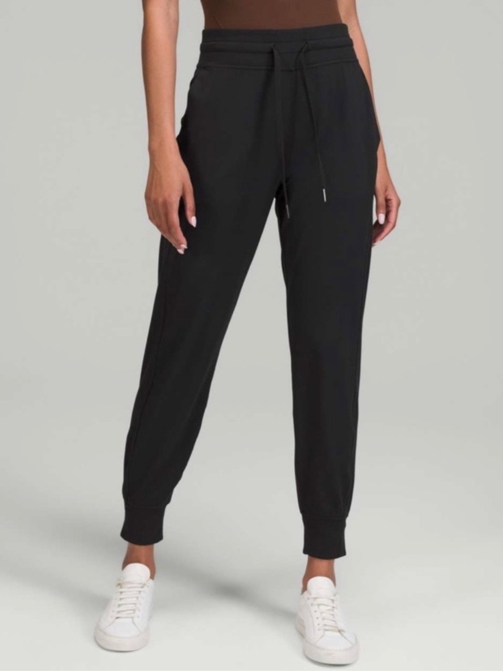 Lululemon Ready to Rulu High-Rise full length Jogger pants in Black size 6